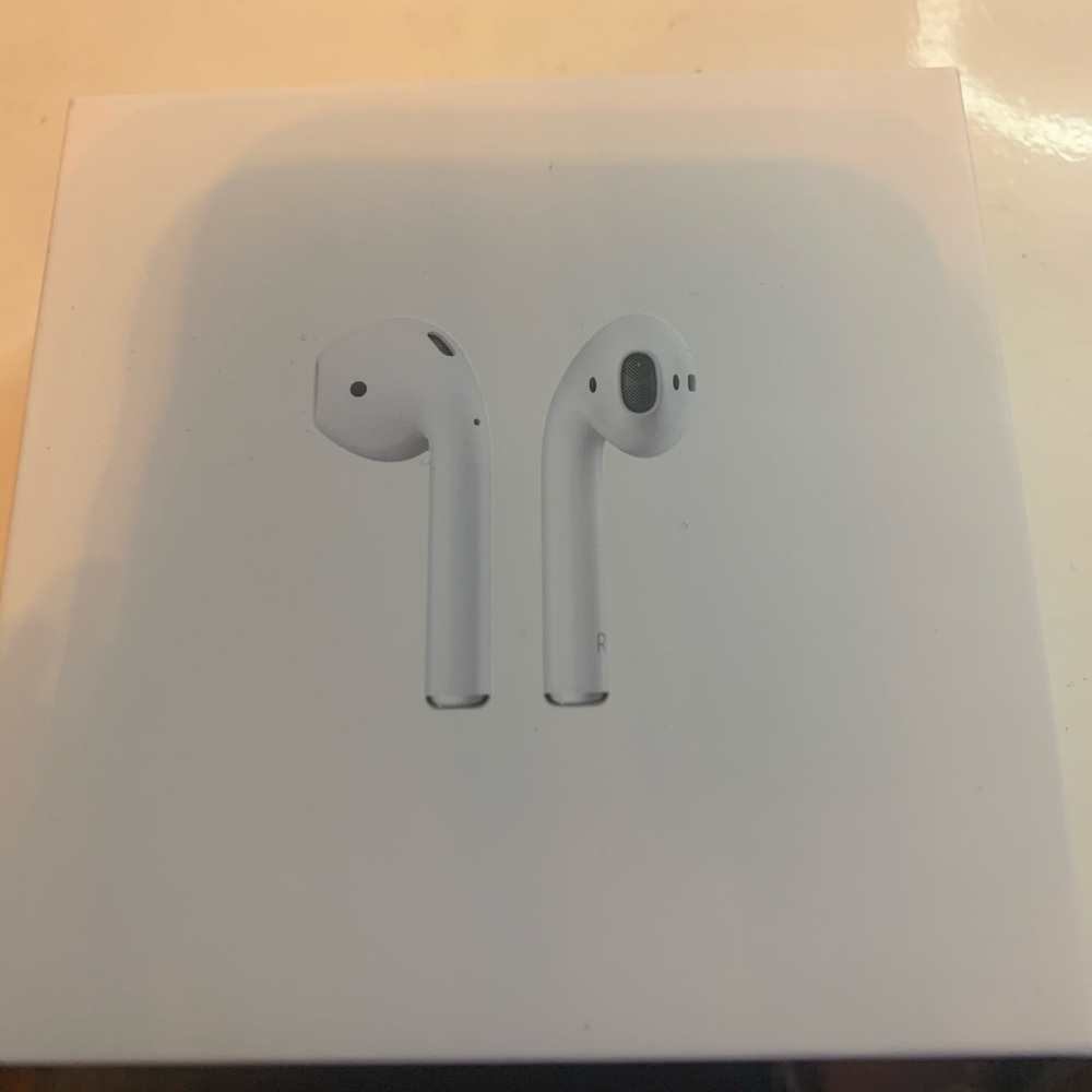 airpods CASE